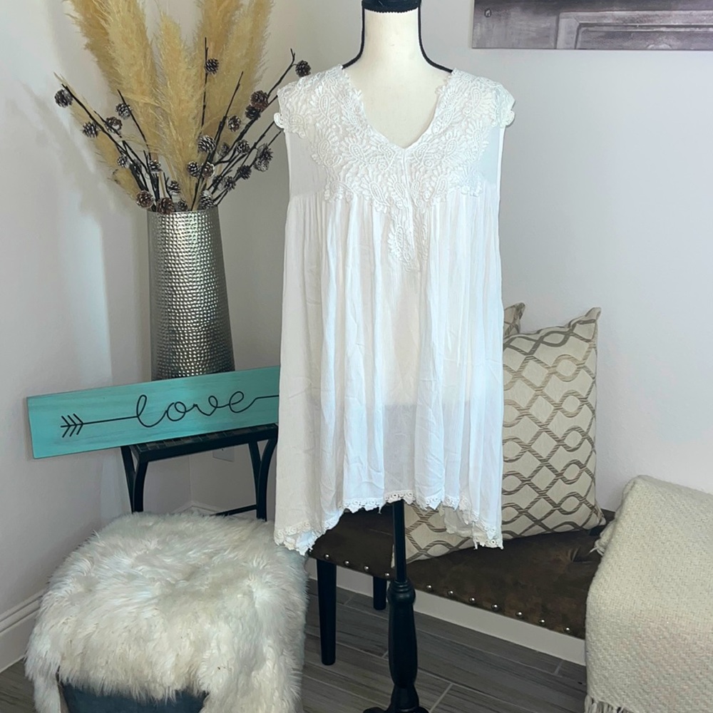 Beautiful White Shoreline Crochet Top